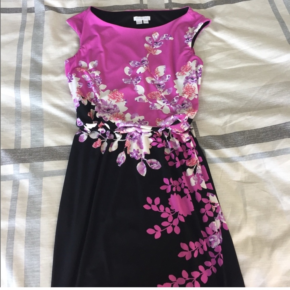 London Times Pink and Black Sheath Dress with Cap Sleeves